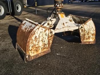 Terberg FM2850-T / 10x4 / PENZ CRANE / KRAN